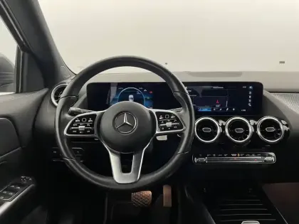 Photo 21 Mercedes GLA  200 d 8G-DCT