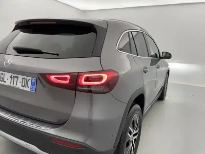 Photo 31 Mercedes GLA  200 d 8G-DCT