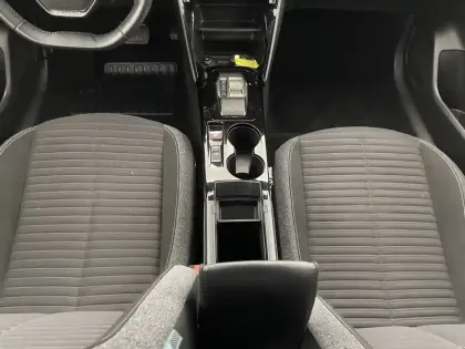 Photo 24 Peugeot 208  Electrique 50 kWh 136ch