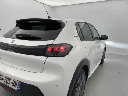 Photo 30 Peugeot 208  Electrique 50 kWh 136ch