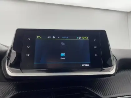 Photo 19 Peugeot 208  Electrique 50 kWh 136ch