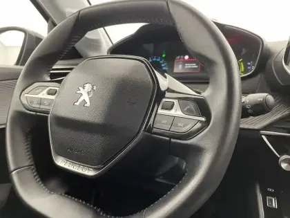 Photo 28 Peugeot 208  Electrique 50 kWh 136ch