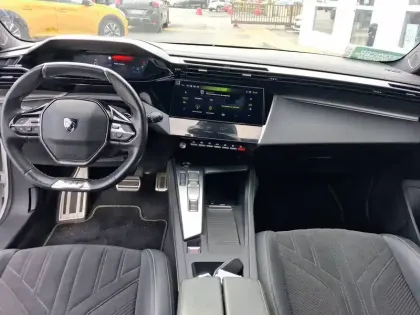 Photo 8 Peugeot 308  SW PureTech 130ch S&S EAT8