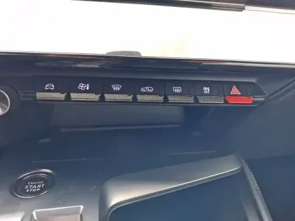 Photo 14 Peugeot 308  SW PureTech 130ch S&S EAT8