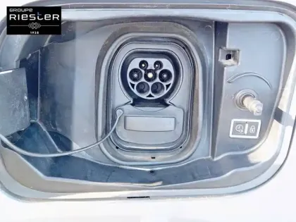 Photo 22 Citroën C4 e- 136 ch Automatique