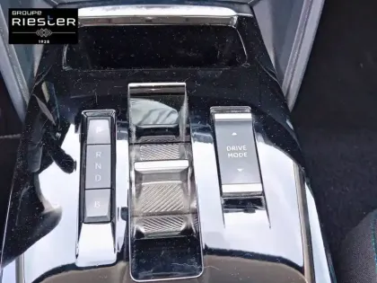 Photo 13 Citroën C4 e- 136 ch Automatique