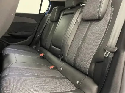 Photo 14 Peugeot 308  PureTech 130ch S&S EAT8