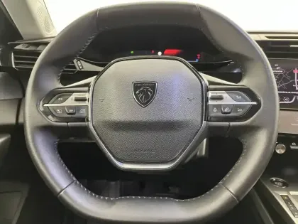 Photo 22 Peugeot 308  PureTech 130ch S&S EAT8