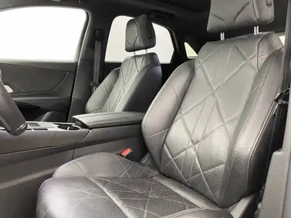 Photo 13 DS DS 7 DS7 Crossback Hybride E-Tense 225 EAT8