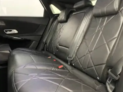 Photo 14 DS DS 7 DS7 Crossback Hybride E-Tense 225 EAT8