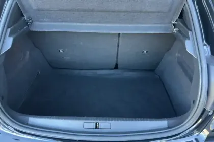 Photo 8 Peugeot 208  BlueHDi 100 S&S BVM6