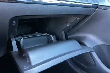 Photo 29 Peugeot 208  BlueHDi 100 S&S BVM6