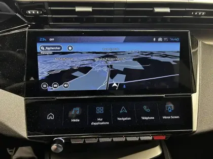 Photo 13 Peugeot 408  Plug-in Hybrid 240 ch e-DCS7