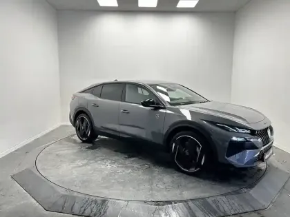 Photo 6 Peugeot 408  Plug-in Hybrid 240 ch e-DCS7