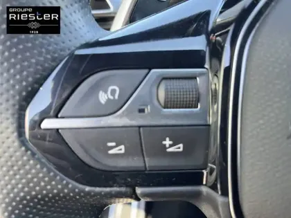 Photo 17 Peugeot 3008  Hybrid 225 e-EAT8