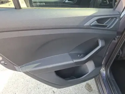 Photo 18 Volkswagen T-cross  1.0 TSI 110 Start/Stop DSG7