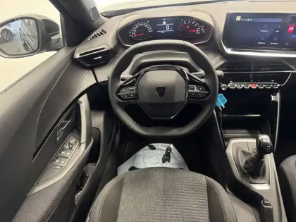 Photo 17 Peugeot 2008  100 S&S BVM6