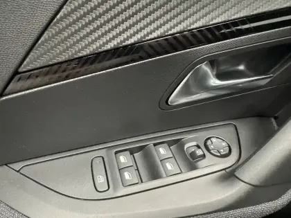 Photo 20 Peugeot 2008  100 S&S BVM6