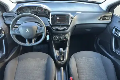 Photo 14 Peugeot 208  BlueHDi 100ch S&S BVM5