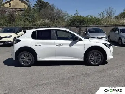 Photo 35 Peugeot 208  Electrique 50 kWh 136ch