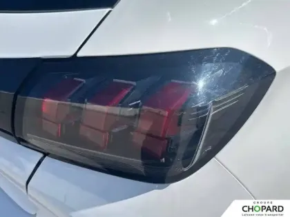 Photo 27 Peugeot 208  Electrique 50 kWh 136ch