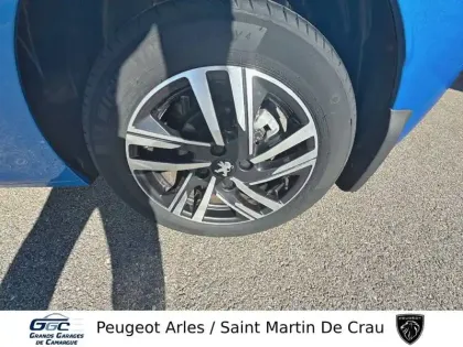 Photo 11 Peugeot 208  PureTech 100 S&S BVM6