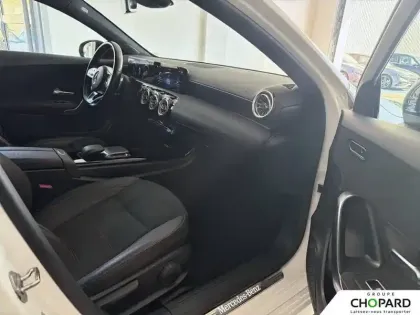 Photo 12 Mercedes Classe A  180 7G-DCT