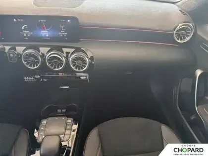 Photo 13 Mercedes Classe A  180 7G-DCT