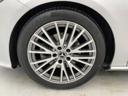 Photo 17 Mercedes CLA  Shooting Brake 180 d 8G-DCT