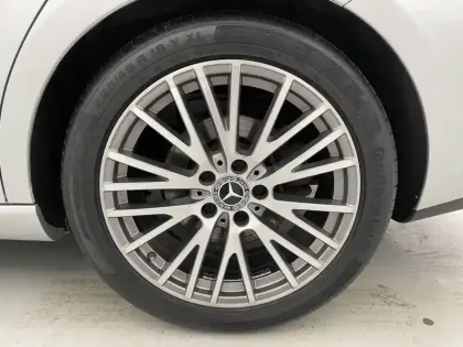 Photo 16 Mercedes CLA  Shooting Brake 180 d 8G-DCT