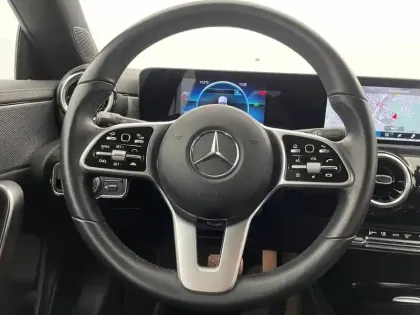 Photo 22 Mercedes CLA  Shooting Brake 180 d 8G-DCT