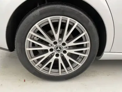 Photo 18 Mercedes CLA  Shooting Brake 180 d 8G-DCT