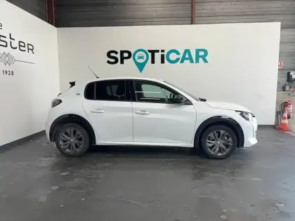 Photo 19 Peugeot 208  Electrique 50 kWh 136ch