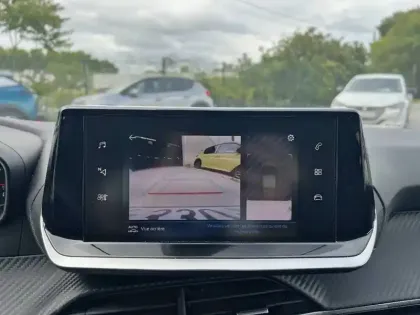 Photo 14 Peugeot 208  PureTech 100 S&S BVM6