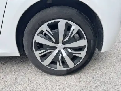 Photo 10 Peugeot 208  PureTech 100 S&S BVM6