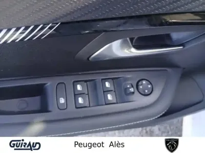 Photo 12 Peugeot 208  PureTech 100 S&S BVM6