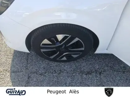 Photo 11 Peugeot 208  PureTech 100 S&S BVM6