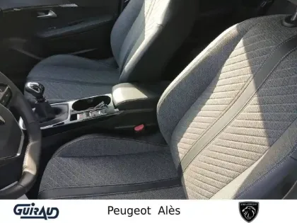 Photo 9 Peugeot 208  PureTech 100 S&S BVM6