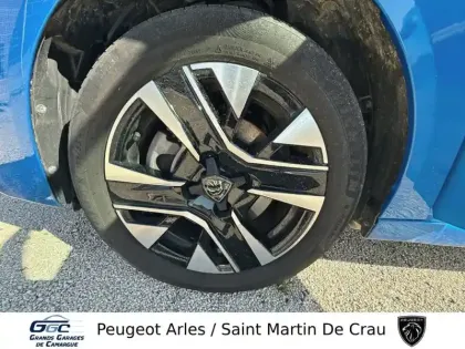 Photo 28 Peugeot 208  Hybrid 100 e-DCS6