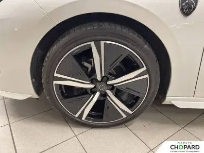 Photo 22 Peugeot 308  PureTech 130ch S&S EAT8