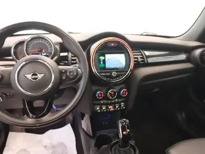 Photo 9 Mini Mini Hatch 3 Portes Cooper 136 ch BVA7