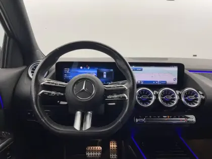 Photo 40 Mercedes GLA  220 d 8G-DCT 4Matic