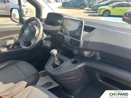 Photo 12 Peugeot Partner  FOURGON STANDARD 650 KG BLUEHDI 100 S&S BVM6