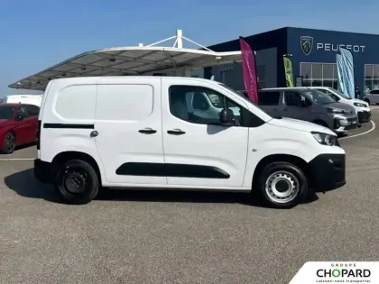 Photo 30 Peugeot Partner  FOURGON STANDARD 650 KG BLUEHDI 100 S&S BVM6