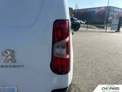 Photo 22 Peugeot Partner  FOURGON STANDARD 650 KG BLUEHDI 100 S&S BVM6