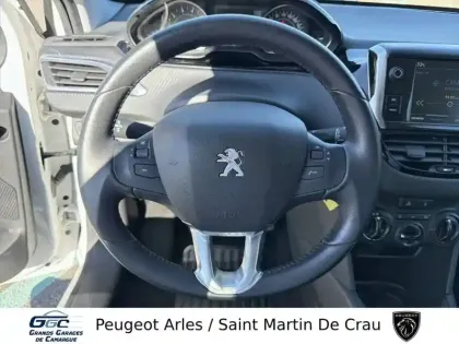 Photo 12 Peugeot 208  PureTech 82ch S&S BVM5