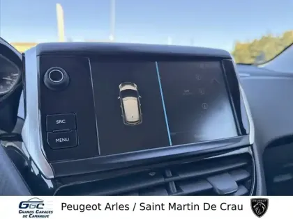 Photo 21 Peugeot 208  PureTech 82ch S&S BVM5