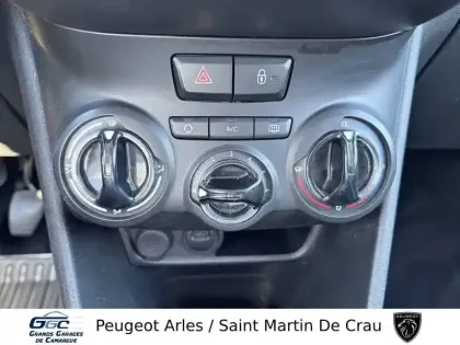Photo 14 Peugeot 208  PureTech 82ch S&S BVM5