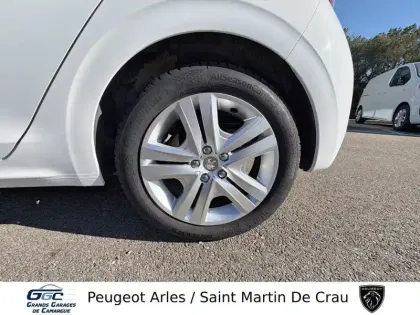 Photo 10 Peugeot 208  PureTech 82ch S&S BVM5