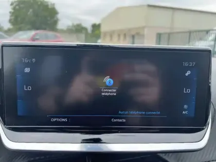 Photo 15 Peugeot 2008  PureTech 130 S&S EAT8